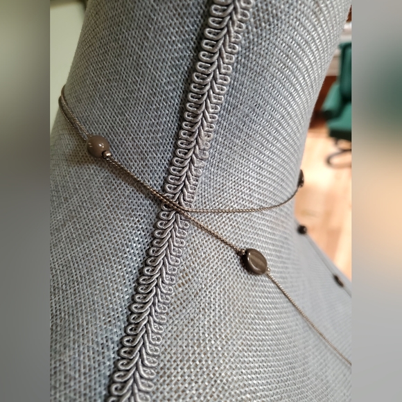 BOGO Minimalist necklace - Picture 3 of 4